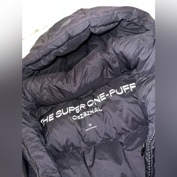 Aritzia Jackets & Blazers - The super one puff, black, size M ❄️